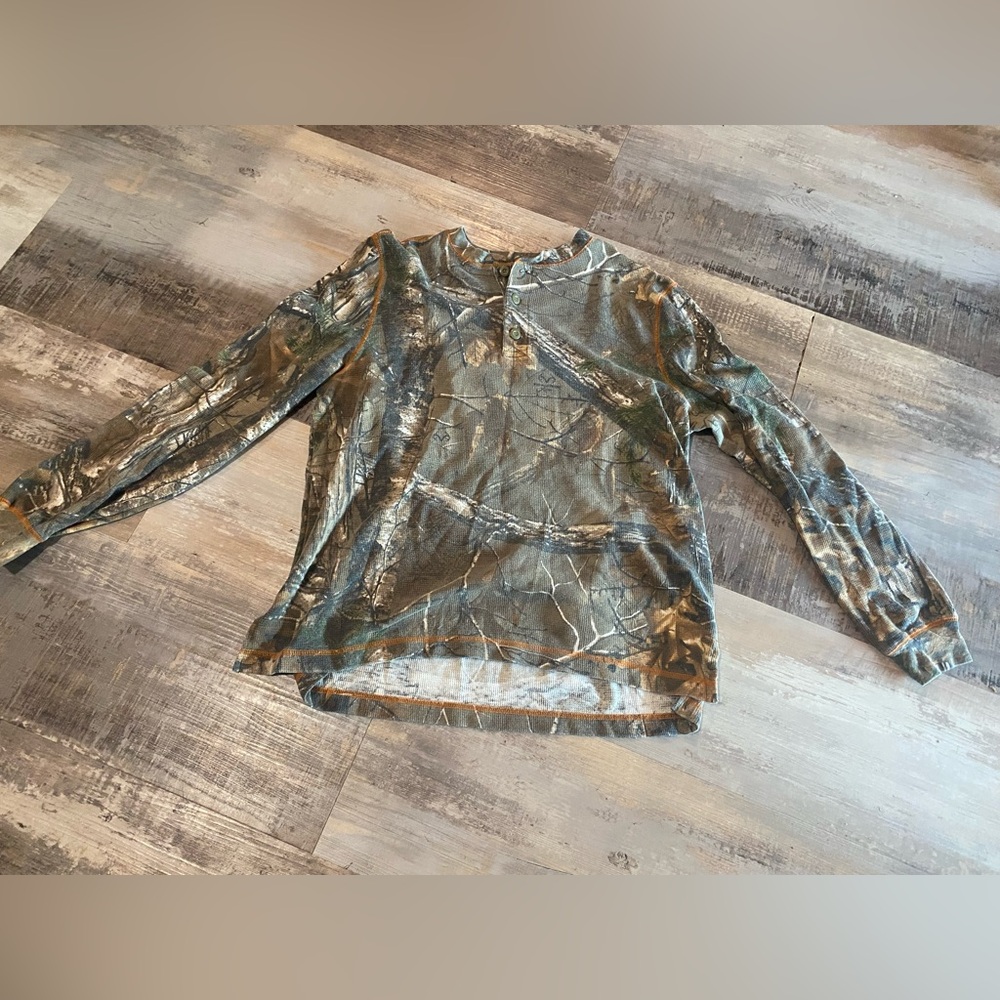 Realtree Green and Brown Camouflage Shirt